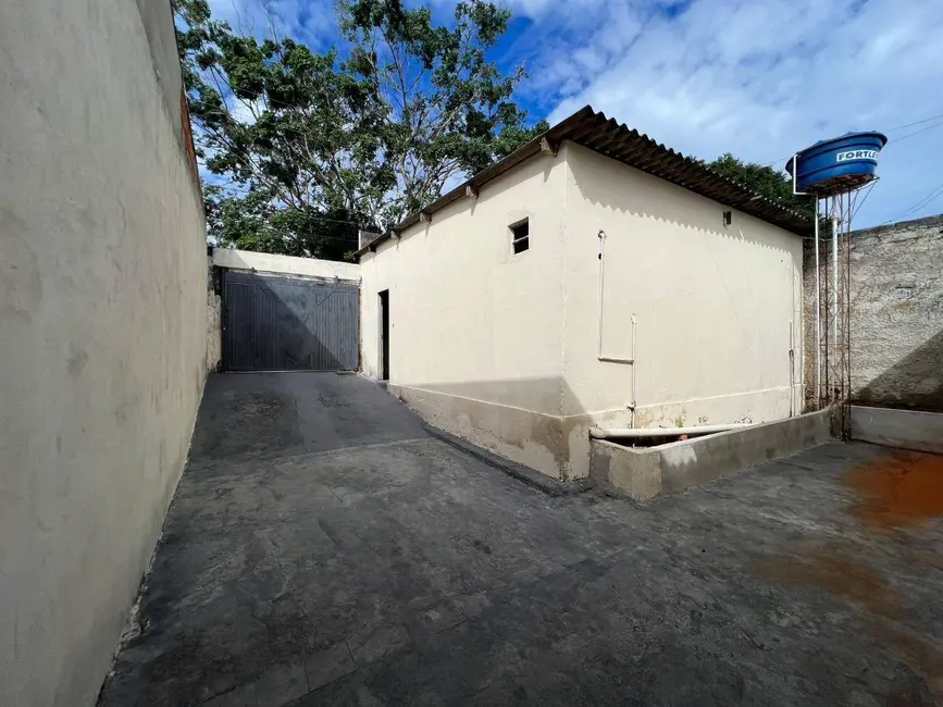 Foto 12 de Casa com 2 quartos para alugar, 300m2 em Adriana Parque, Anapolis - GO