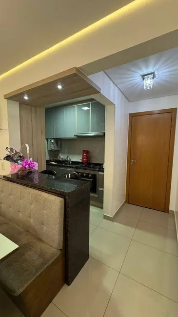 Foto 8 de Apartamento com 3 quartos à venda, 77m2 em Vila Jaiara, Anapolis - GO