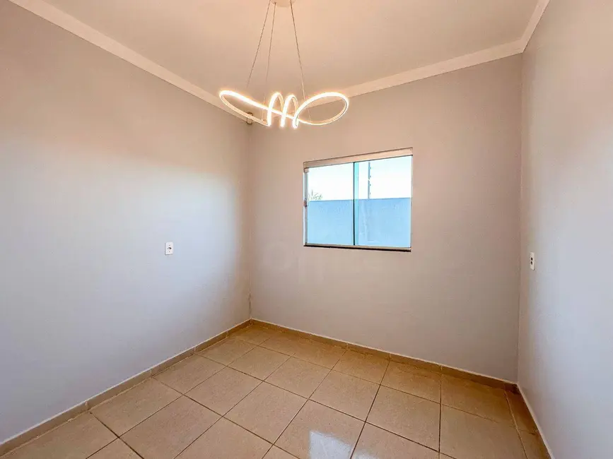 Casa com 3 quartos à venda, 360m2 em São Carlos, Anapolis - GO - imagem 9 Foto 9 de Casa com 3 quartos à venda, 360m2 em São Carlos, Anapolis - GO