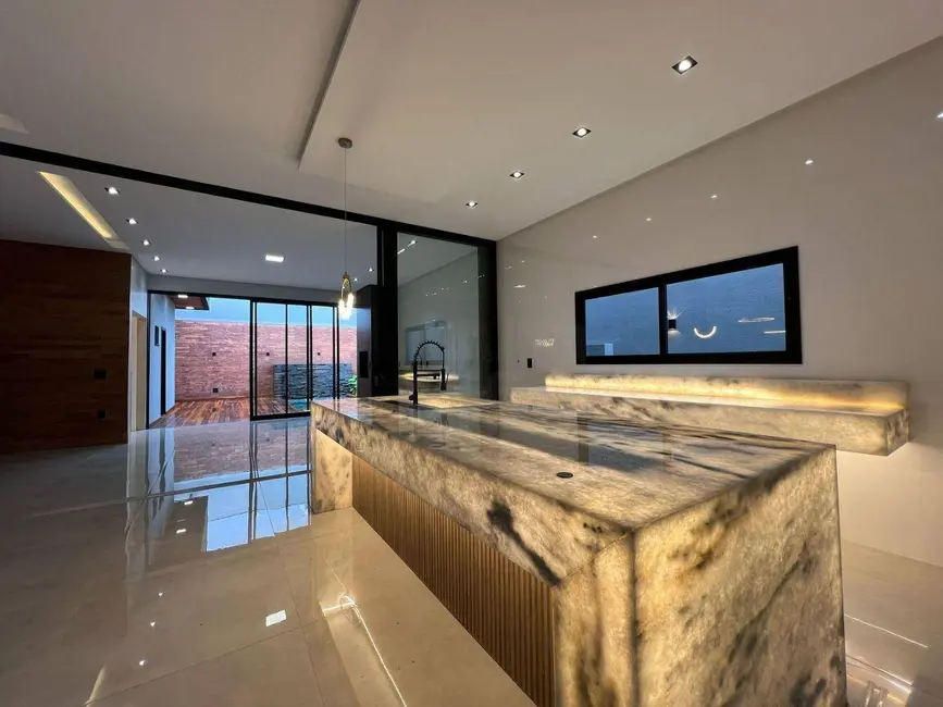 Foto 8 de Casa de Condomínio com 3 quartos à venda, 420m2 em Anápolis City, Anapolis - GO