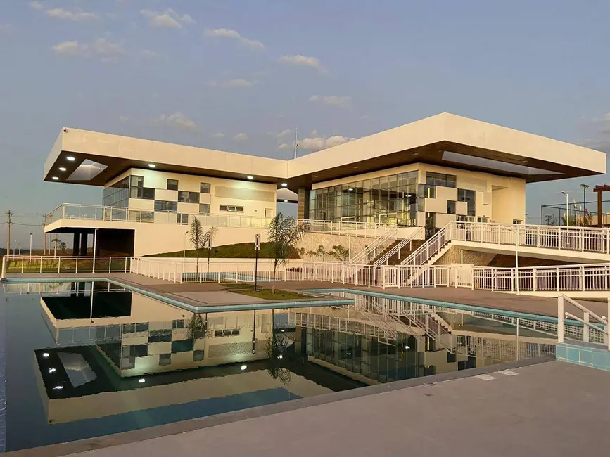 Foto 4 de Terreno / Lote à venda, 360m2 em Anapolis - GO