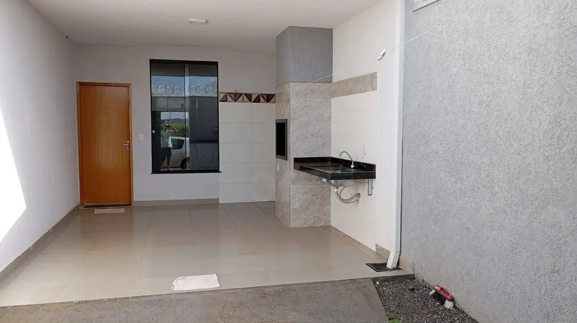 Casa com 3 quartos à venda, 100m2 em Anapolis - GO - imagem 1 Foto 1 de Casa com 3 quartos à venda, 100m2 em Anapolis - GO