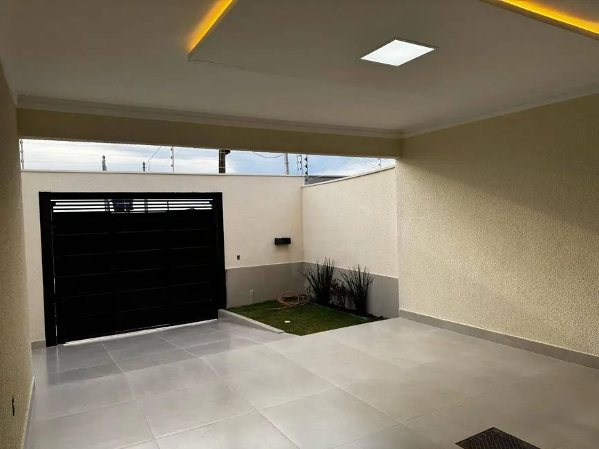 Foto 3 de Casa com 3 quartos à venda, 150m2 em Parque das Primaveras, Anapolis - GO