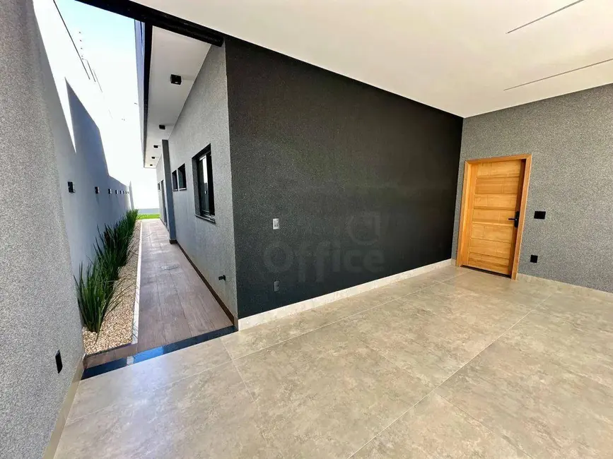 Casa com 3 quartos à venda, 360m2 em Residencial Jardins do Lago, Anapolis - GO - imagem 4 Foto 4 de Casa com 3 quartos à venda, 360m2 em Residencial Jardins do Lago, Anapolis - GO