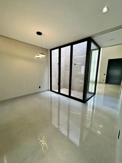 Casa com 3 quartos à venda, 360m2 em Residencial Jardins do Lago, Anapolis - GO - imagem 8 Foto 8 de Casa com 3 quartos à venda, 360m2 em Residencial Jardins do Lago, Anapolis - GO