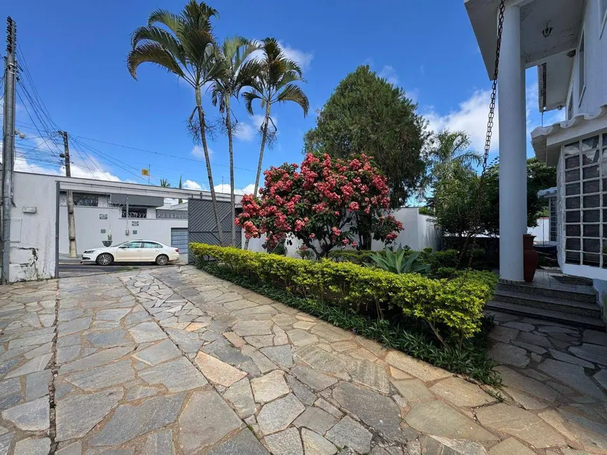 Foto 3 de Casa com 3 quartos à venda, 400m2 em Residencial Araujoville, Anapolis - GO