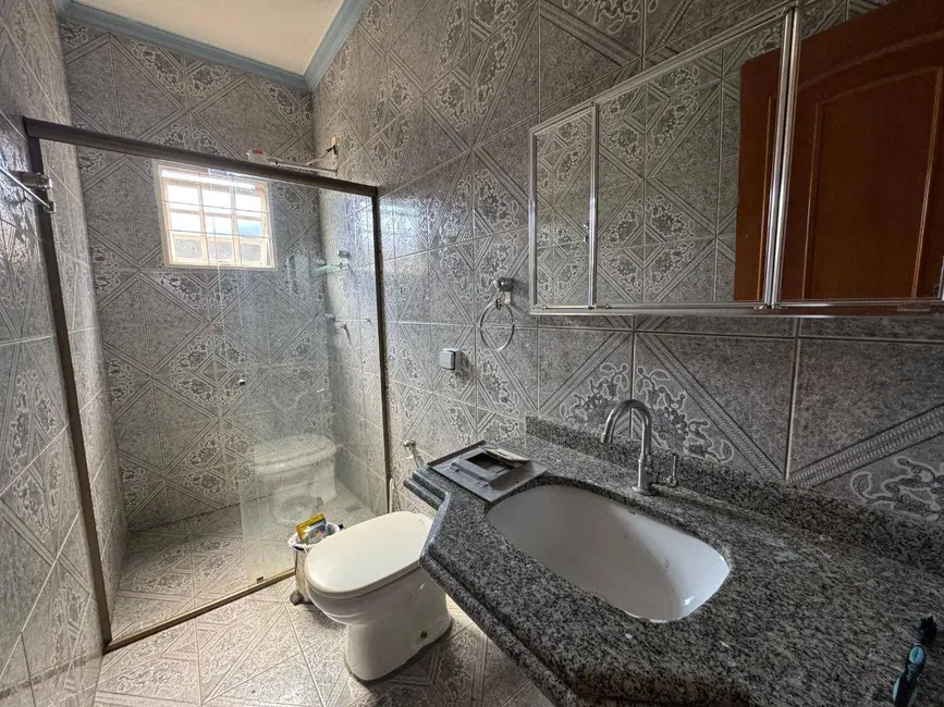 Casa com 3 quartos à venda, 300m2 em Parque Brasília, Anapolis - GO - imagem 5 Foto 5 de Casa com 3 quartos à venda, 300m2 em Parque Brasília, Anapolis - GO