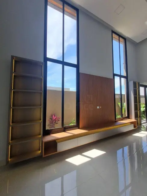 Foto 2 de Casa de Condomínio com 4 quartos à venda, 451m2 em Condomínio Residencial Grand Trianon, Anapolis - GO