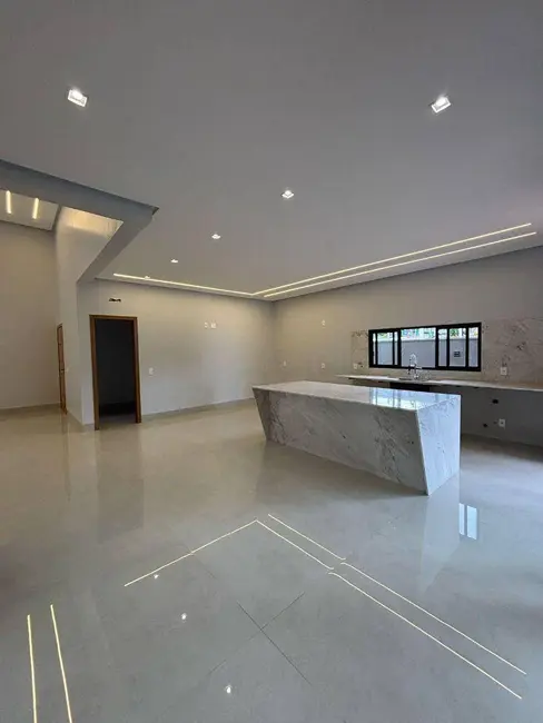 Foto 2 de Casa de Condomínio com 4 quartos à venda, 420m2 em Condomínio Residencial Grand Trianon, Anapolis - GO