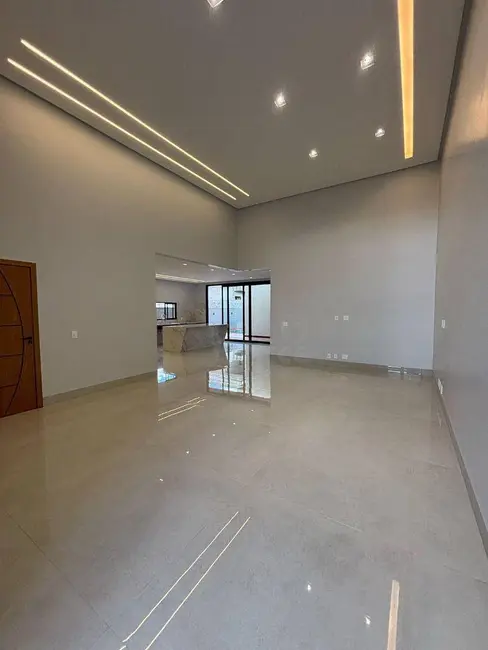 Foto 8 de Casa de Condomínio com 4 quartos à venda, 420m2 em Condomínio Residencial Grand Trianon, Anapolis - GO