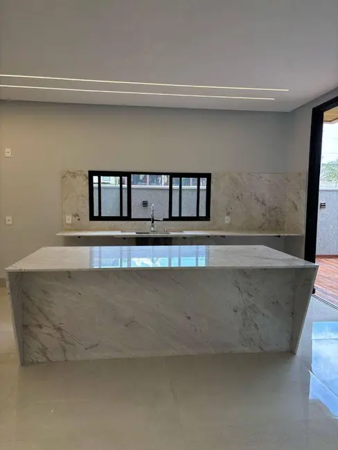 Foto 3 de Casa de Condomínio com 4 quartos à venda, 420m2 em Condomínio Residencial Grand Trianon, Anapolis - GO