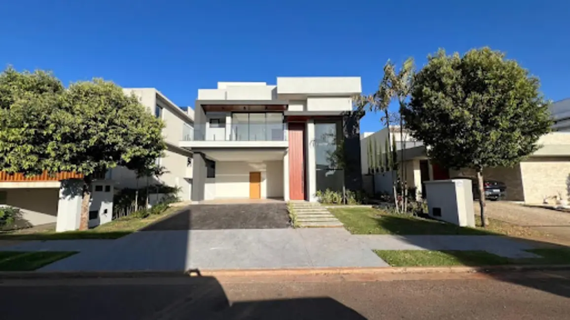 Foto 1 de Sobrado com 4 quartos à venda, 420m2 em Anapolis - GO