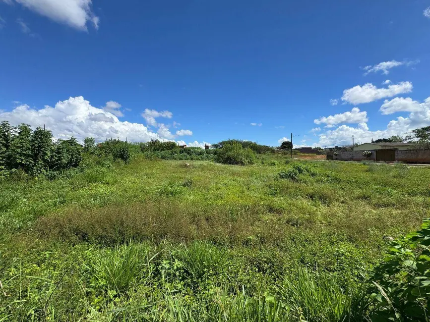 Foto 1 de Terreno / Lote à venda, 900m2 em Anapolis - GO