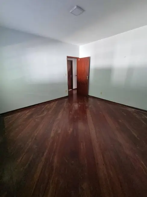 Foto 7 de Casa com 4 quartos à venda, 420m2 em Anápolis City, Anapolis - GO