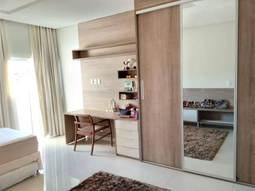 Foto 5 de Sobrado com 5 quartos à venda, 420m2 em Anápolis City, Anapolis - GO