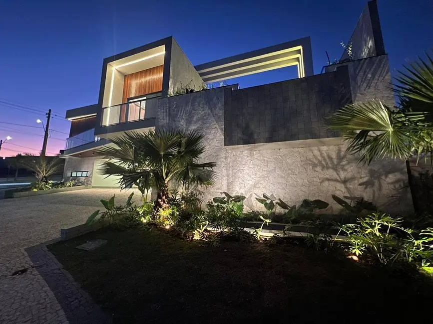 Foto 2 de Casa de Condomínio com 4 quartos à venda, 549m2 em Condomínio Residencial Grand Trianon, Anapolis - GO