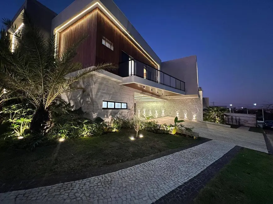 Foto 3 de Casa de Condomínio com 4 quartos à venda, 549m2 em Condomínio Residencial Grand Trianon, Anapolis - GO