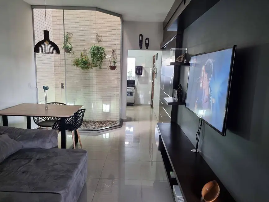 Foto 1 de Casa com 3 quartos à venda, 200m2 em Residencial Flamboyant, Anapolis - GO