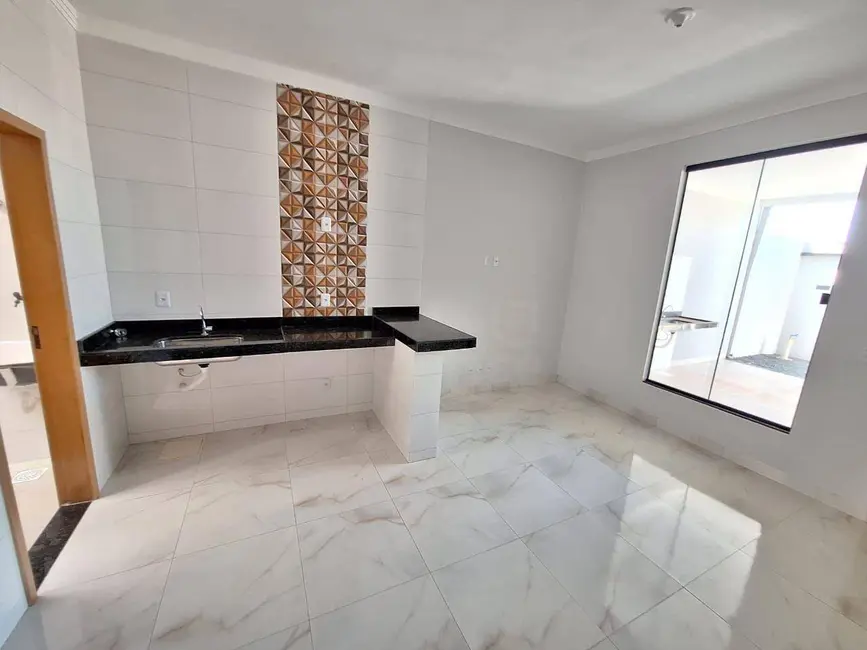 Foto 1 de Casa com 2 quartos à venda, 100m2 em Anapolis - GO