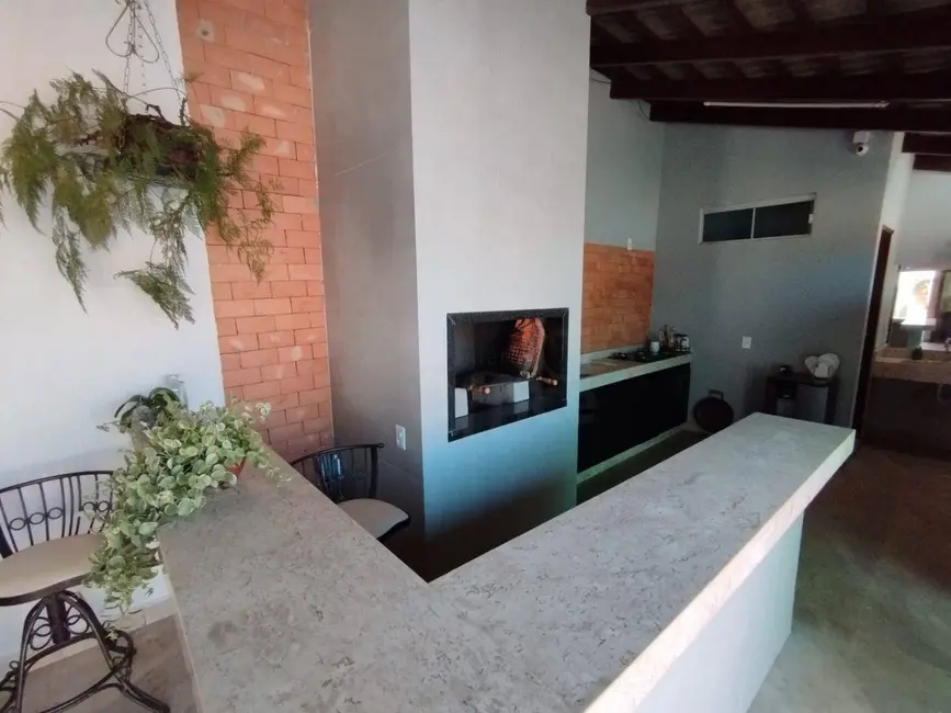 Casa com 3 quartos à venda, 360m2 em Anápolis City, Anapolis - GO - imagem 6 Foto 6 de Casa com 3 quartos à venda, 360m2 em Anápolis City, Anapolis - GO