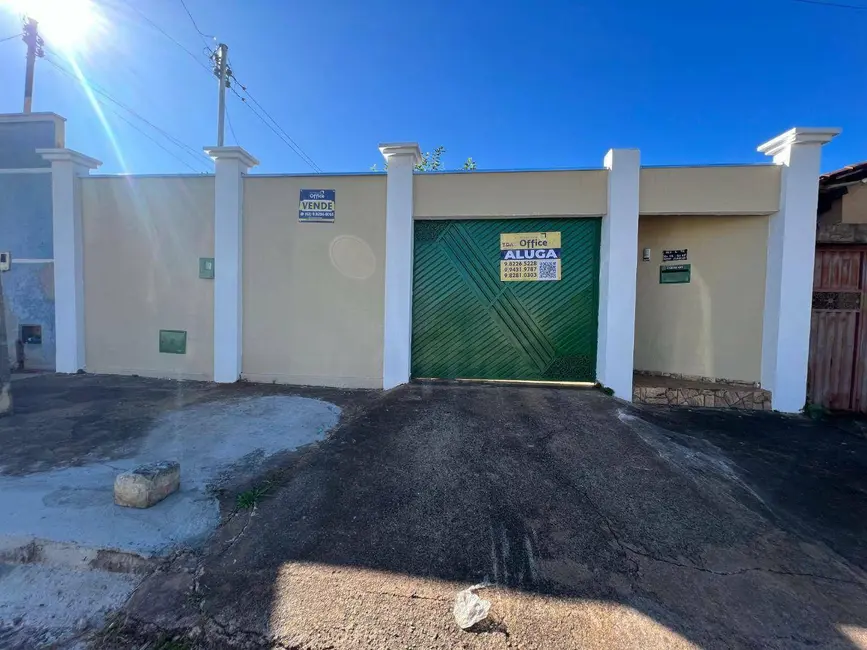 Foto 1 de Casa com 3 quartos para alugar, 300m2 em Jardim Europa, Anapolis - GO