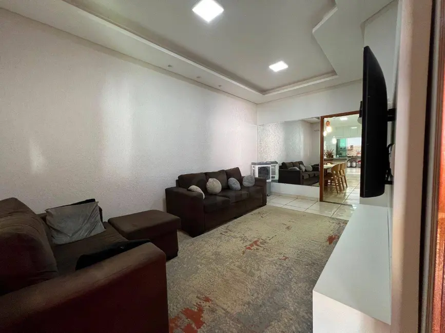 Foto 1 de Casa com 3 quartos à venda, 200m2 em Residencial Vale do Sol, Anapolis - GO