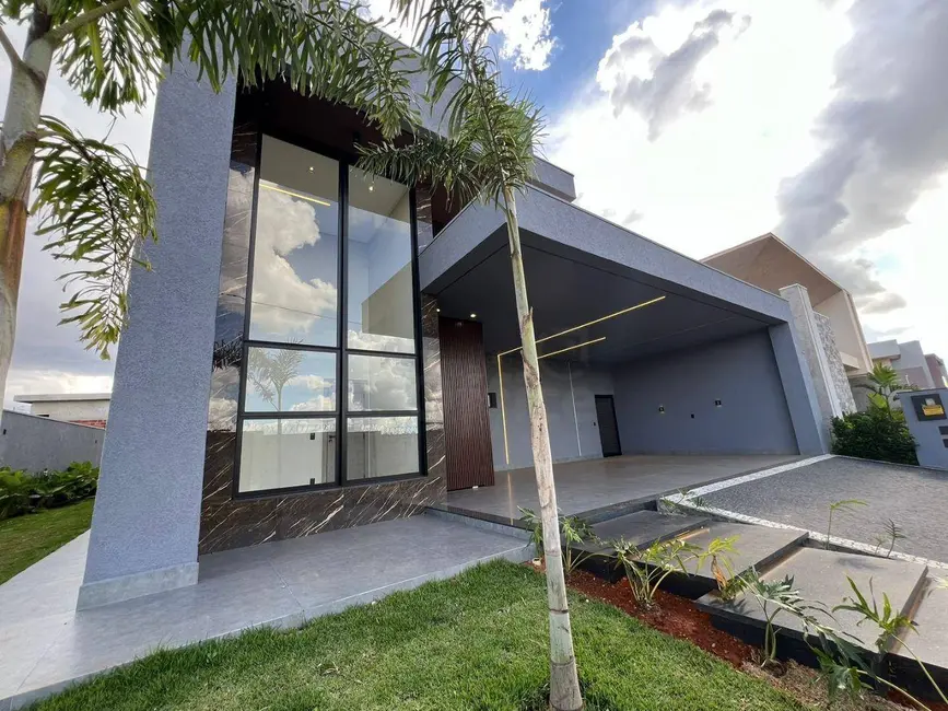 Foto 2 de Casa de Condomínio com 4 quartos à venda, 598m2 em Condomínio Residencial Grand Trianon, Anapolis - GO
