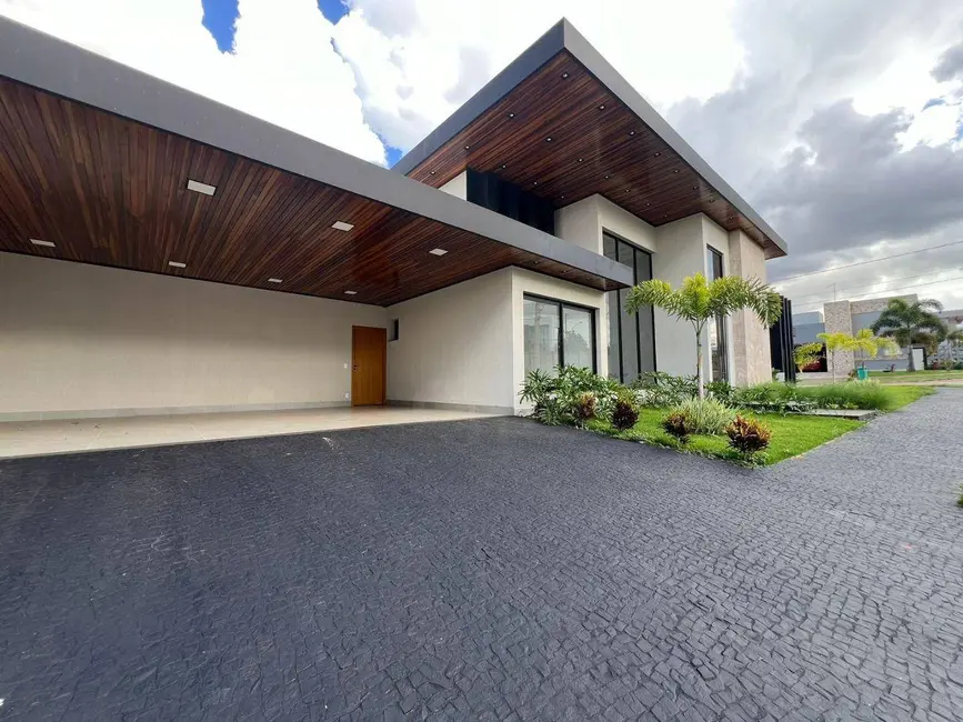 Foto 3 de Casa de Condomínio com 4 quartos à venda, 537m2 em Condomínio Residencial Grand Trianon, Anapolis - GO