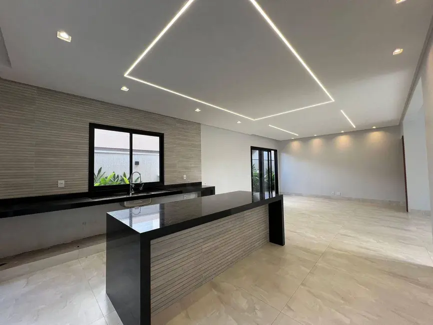 Foto 8 de Casa de Condomínio com 4 quartos à venda, 537m2 em Condomínio Residencial Grand Trianon, Anapolis - GO