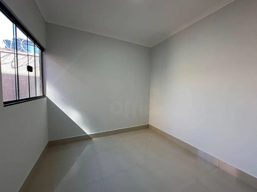 Casa com 3 quartos à venda, 150m2 em Jardim Primavera 2ª Etapa, Anapolis - GO - imagem 3 Foto 3 de Casa com 3 quartos à venda, 150m2 em Jardim Primavera 2ª Etapa, Anapolis - GO