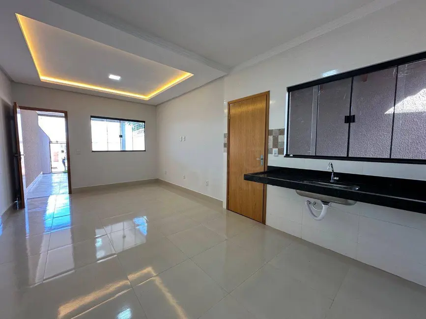 Casa com 3 quartos à venda, 150m2 em Jardim Primavera 2ª Etapa, Anapolis - GO - imagem 6 Foto 6 de Casa com 3 quartos à venda, 150m2 em Jardim Primavera 2ª Etapa, Anapolis - GO