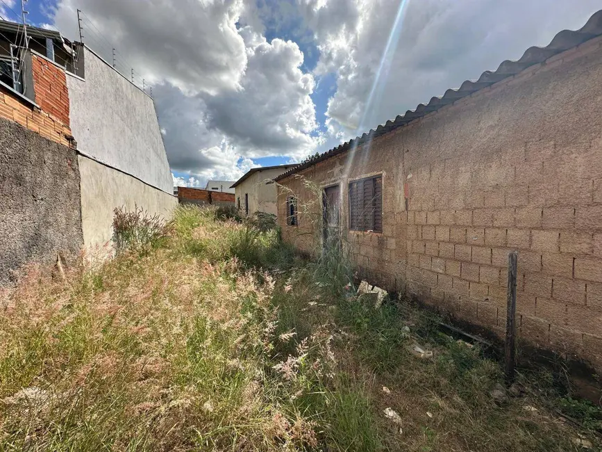 Casa com 1 quarto à venda, 360m2 em Parque São João, Anapolis - GO - imagem 4 Foto 4 de Casa com 1 quarto à venda, 360m2 em Parque São João, Anapolis - GO