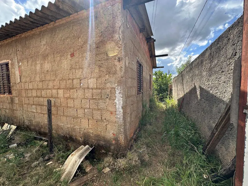 Casa com 1 quarto à venda, 360m2 em Parque São João, Anapolis - GO - imagem 2 Foto 2 de Casa com 1 quarto à venda, 360m2 em Parque São João, Anapolis - GO