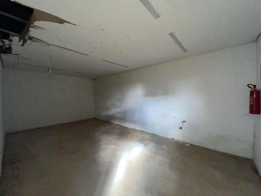 Foto 8 de Sala Comercial para alugar, 1047m2 em Setor Central, Anapolis - GO