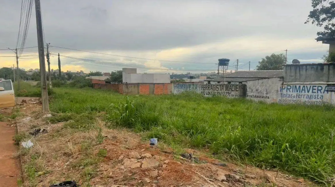 Foto 1 de Terreno / Lote à venda, 415m2 em Gran Ville, Anapolis - GO