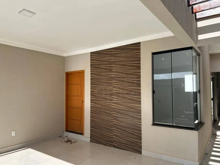 Casa com 3 quartos à venda, 150m2 em Parque Brasília, Anapolis - GO - imagem 1 Foto 1 de Casa com 3 quartos à venda, 150m2 em Parque Brasília, Anapolis - GO