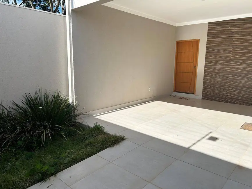 Casa com 3 quartos à venda, 150m2 em Parque Brasília, Anapolis - GO - imagem 3 Foto 3 de Casa com 3 quartos à venda, 150m2 em Parque Brasília, Anapolis - GO