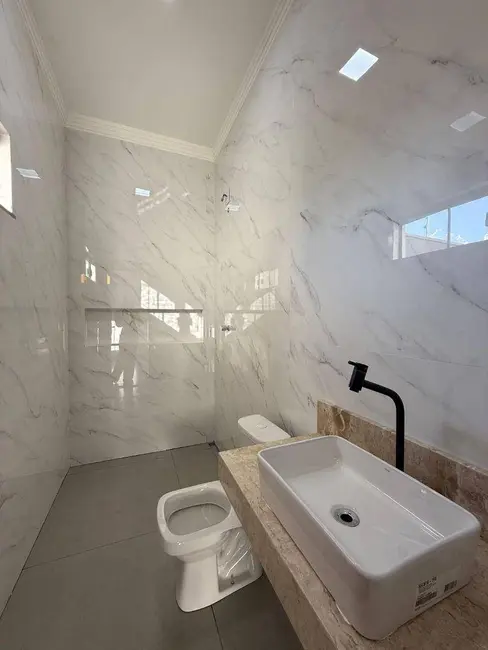 Casa com 3 quartos à venda, 150m2 em Anapolis - GO - imagem 8 Foto 8 de Casa com 3 quartos à venda, 150m2 em Anapolis - GO