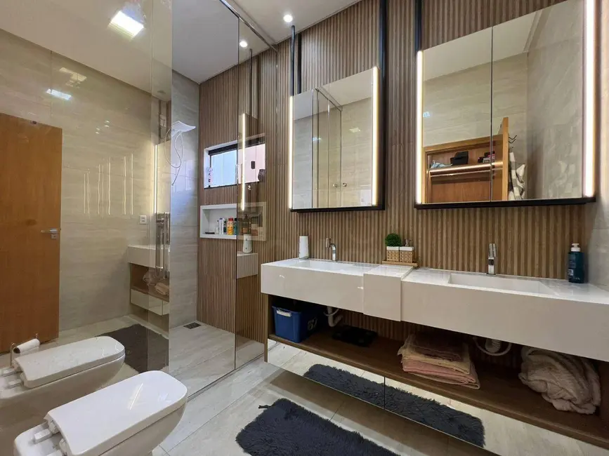 Casa com 3 quartos à venda, 300m2 em Parque Brasília, Anapolis - GO - imagem 7 Foto 7 de Casa com 3 quartos à venda, 300m2 em Parque Brasília, Anapolis - GO