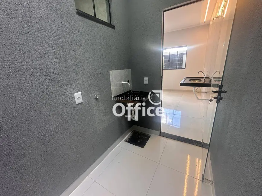 Casa com 3 quartos à venda, 100m2 em Residencial Flor do Cerrado, Anapolis - GO - imagem 5 Foto 5 de Casa com 3 quartos à venda, 100m2 em Residencial Flor do Cerrado, Anapolis - GO