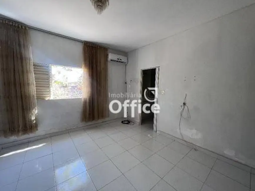 Foto 6 de Casa com 3 quartos à venda, 420m2 em Jundiaí, Anapolis - GO
