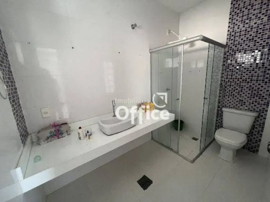 Foto 7 de Casa com 3 quartos à venda, 420m2 em Jundiaí, Anapolis - GO