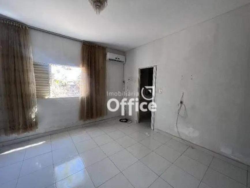 Foto 5 de Casa com 3 quartos à venda, 420m2 em Jundiaí, Anapolis - GO