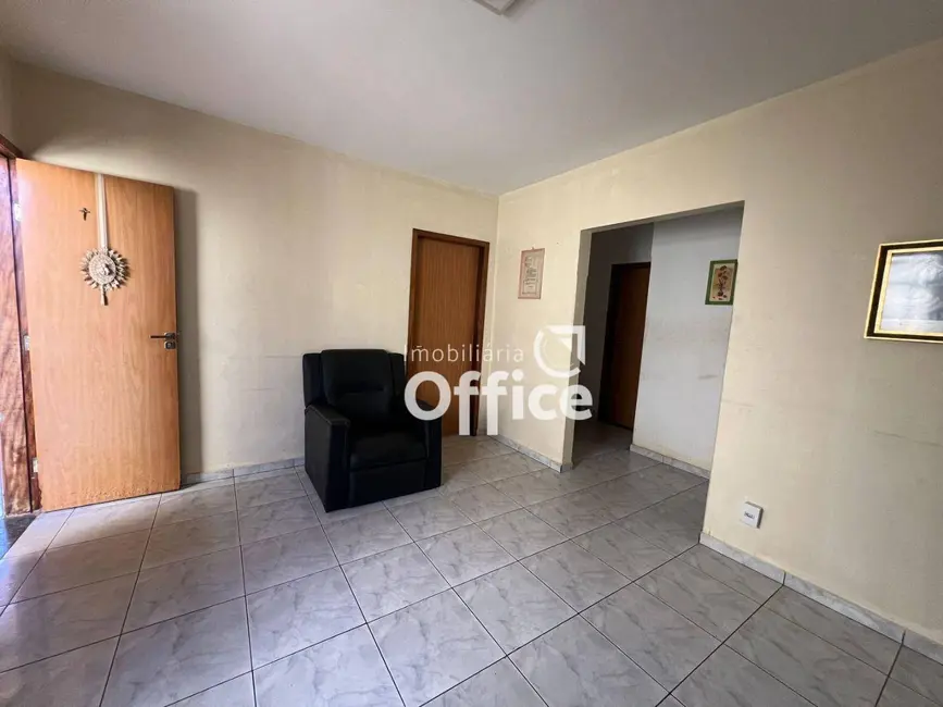 Casa com 3 quartos à venda, 490m2 em Jundiaí, Anapolis - GO - imagem 5 Foto 5 de Casa com 3 quartos à venda, 490m2 em Jundiaí, Anapolis - GO
