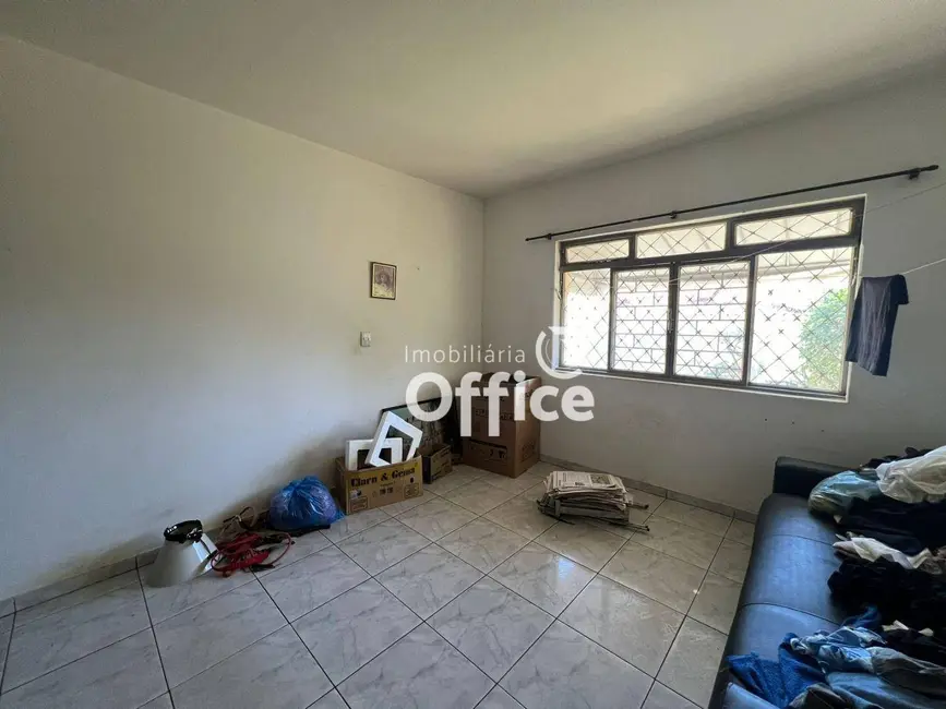Casa com 3 quartos à venda, 490m2 em Jundiaí, Anapolis - GO - imagem 4 Foto 4 de Casa com 3 quartos à venda, 490m2 em Jundiaí, Anapolis - GO