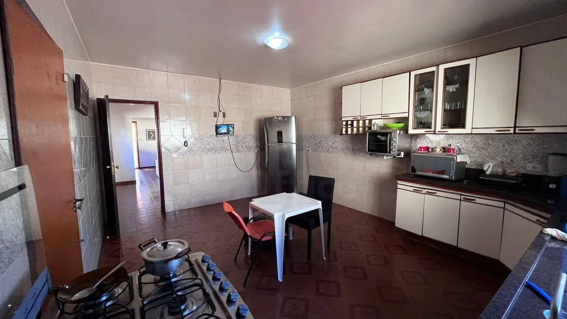 Foto 1 de Casa com 4 quartos à venda, 490m2 em Jundiaí, Anapolis - GO