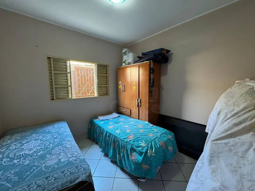 Casa com 3 quartos à venda, 350m2 em Jardim dos Ipês, Anapolis - GO - imagem 5 Foto 5 de Casa com 3 quartos à venda, 350m2 em Jardim dos Ipês, Anapolis - GO