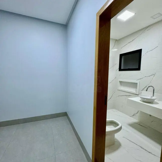 Foto 9 de Casa de Condomínio com 3 quartos à venda, 360m2 em Anapolis - GO