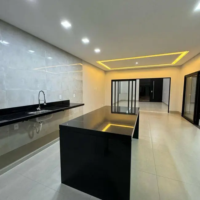 Foto 5 de Casa de Condomínio com 3 quartos à venda, 360m2 em Anapolis - GO