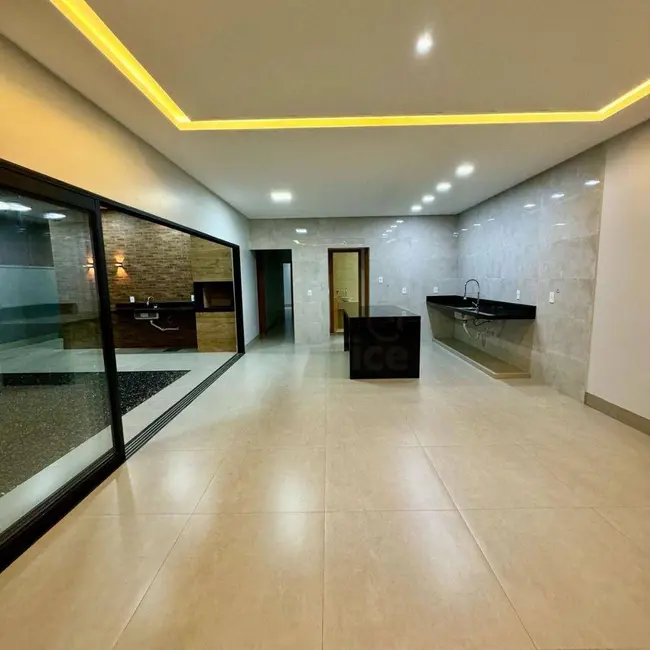 Foto 2 de Casa de Condomínio com 3 quartos à venda, 360m2 em Anapolis - GO